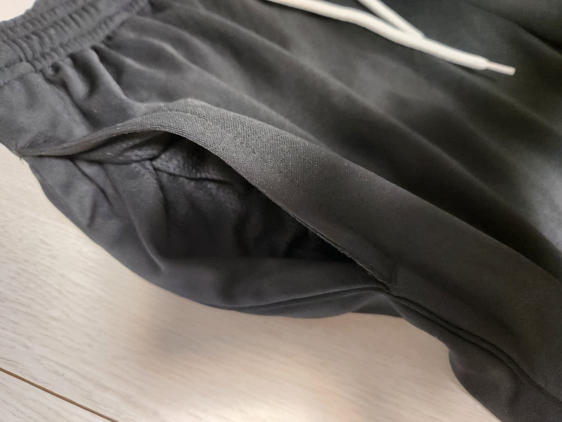 나이키 우먼스 드라이핏 파크20 팬츠 사이즈m

크게 나와서 남자가 입어 상품이미지5