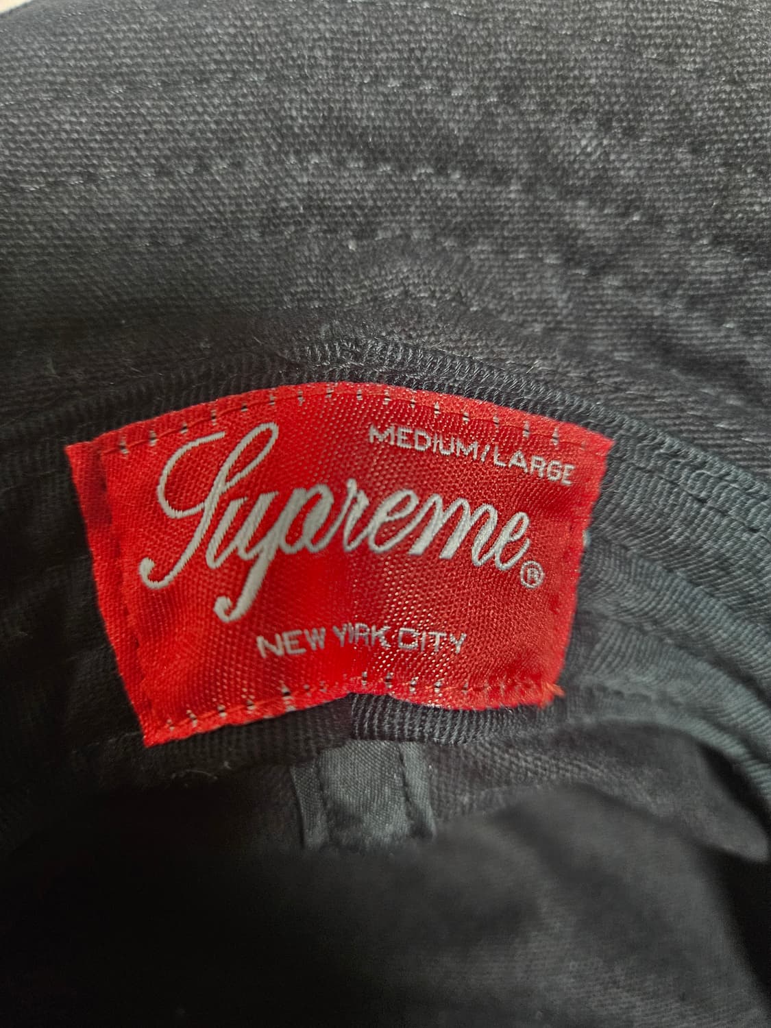 슈프림 워시드 캔버스 부니 블랙 - 24SS 상품이미지7