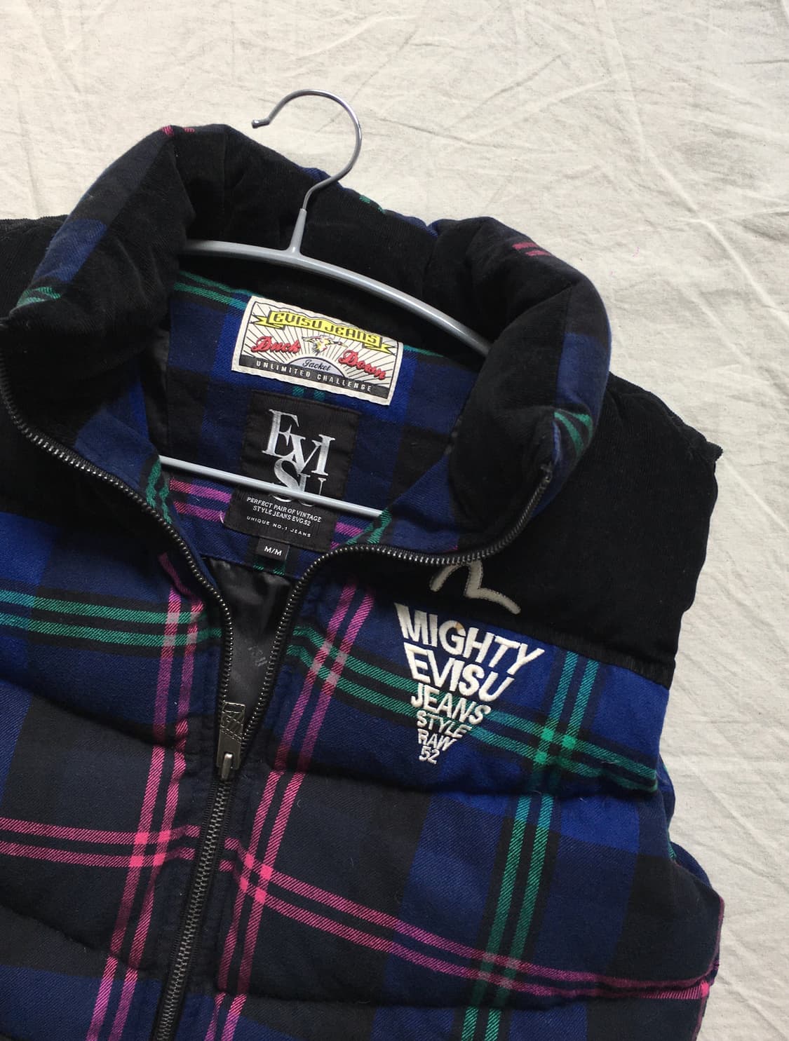 에비수 가슴로고 체크조끼 상품이미지4