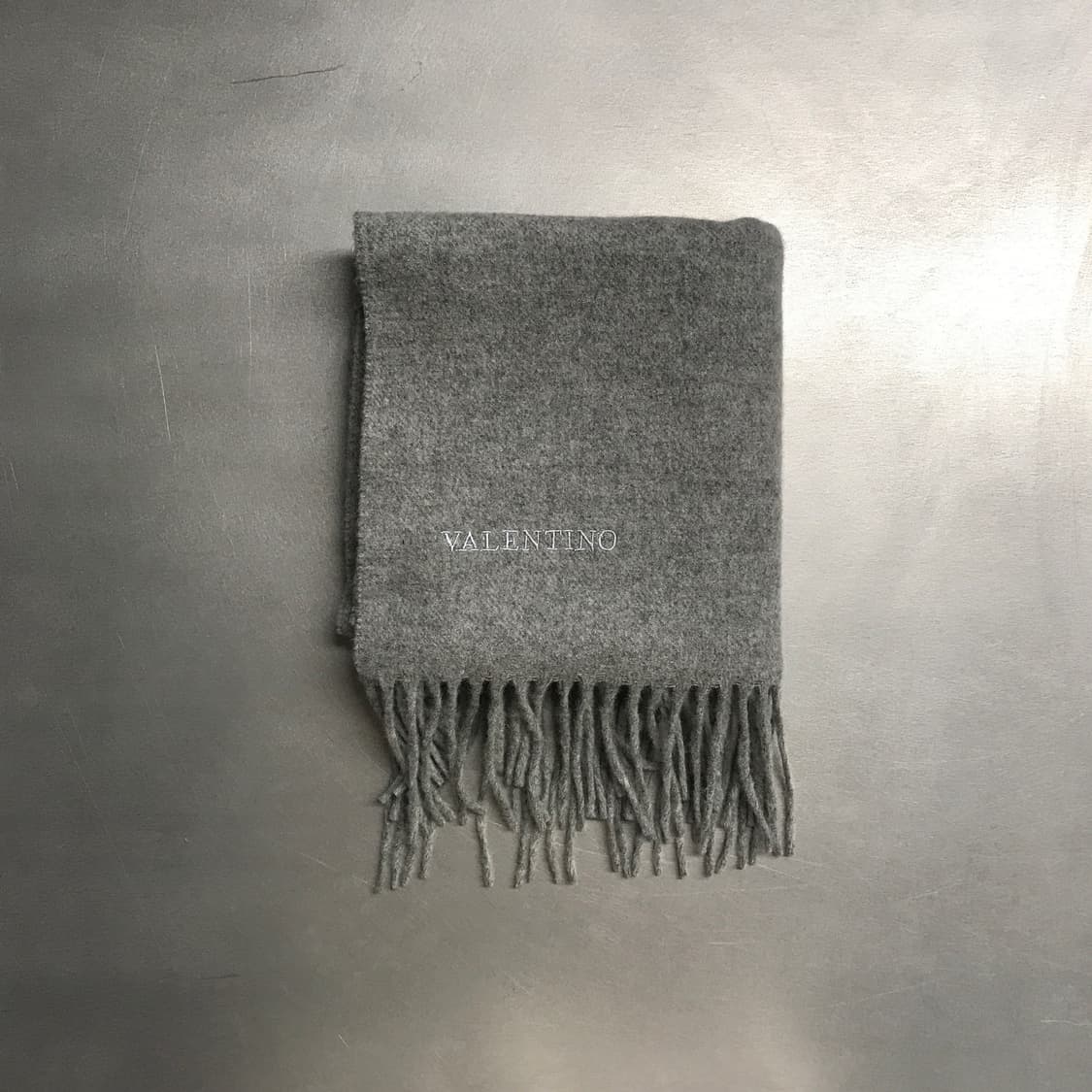 발렌티노 그레이 머플러 상품이미지2