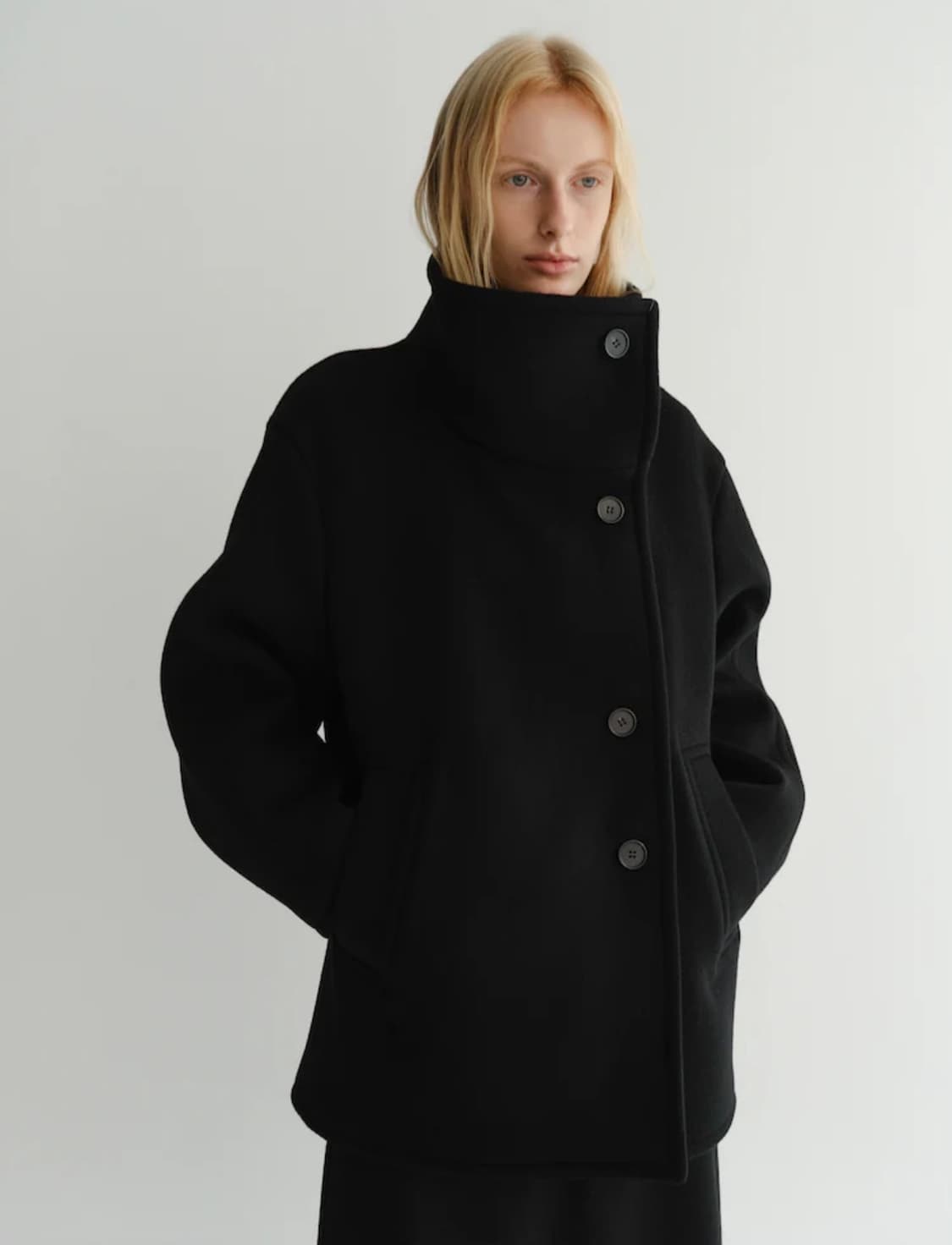 오늘까지판매)EAAH HAYES HALF COAT 블랙 이아 하프코트 상품이미지1