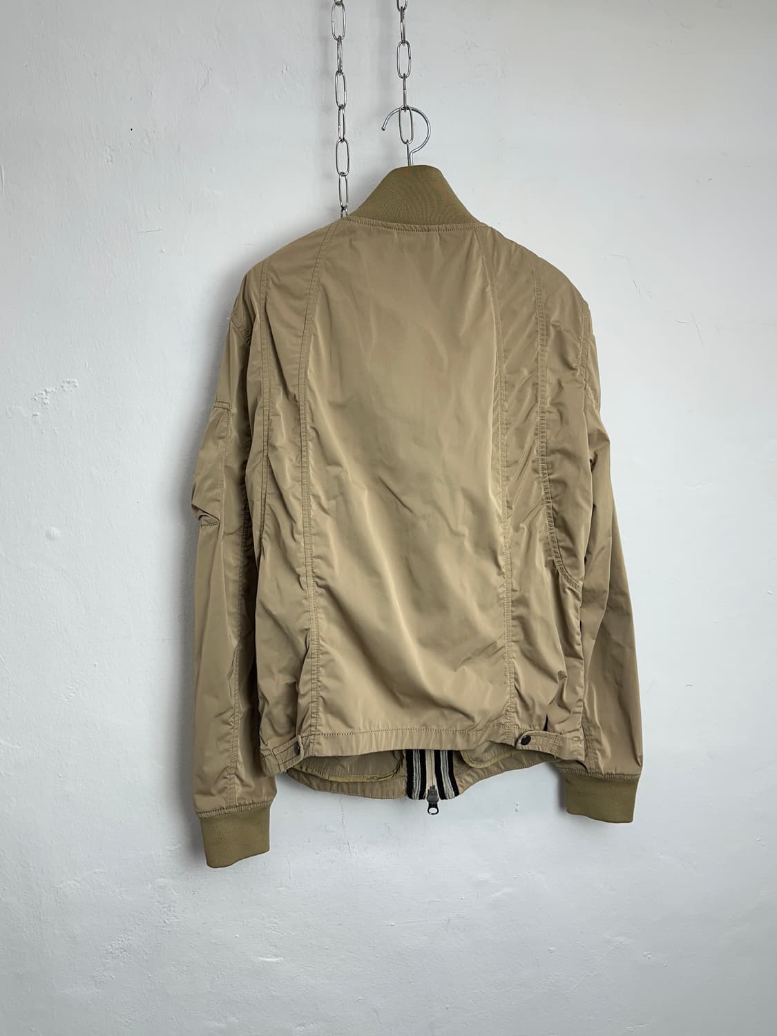 Armani Jeans Slim Fit Nylon Bomber Jacke 상품이미지8