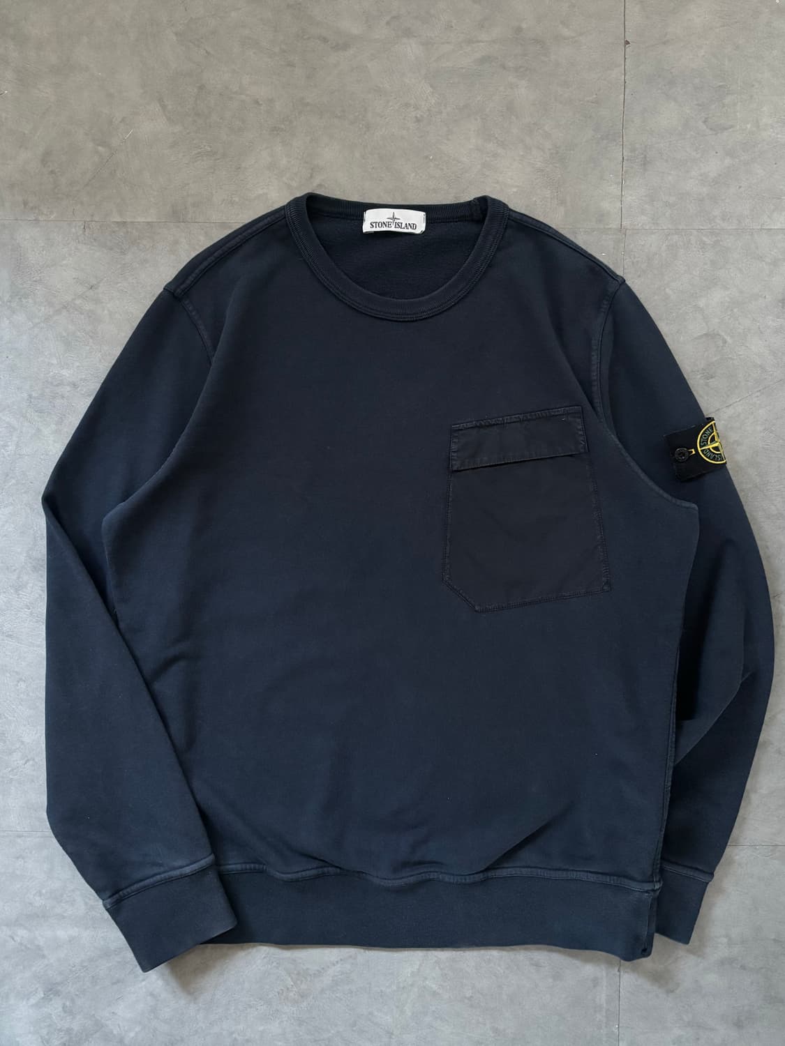 Stone Island 스톤아일랜드 네이비 맨투맨 상품이미지2