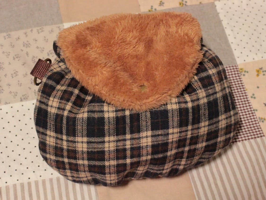 핸드메이드 퍼 밴딩 파우치 상품이미지1