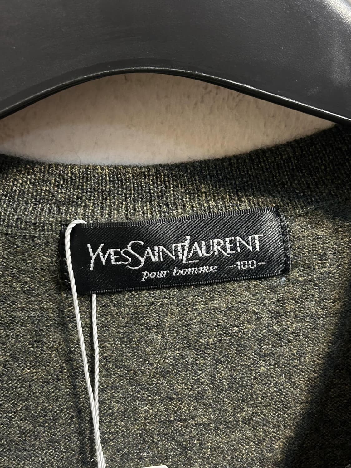 입생로랑 브이넥 스트라이프 울 니트 상품이미지8