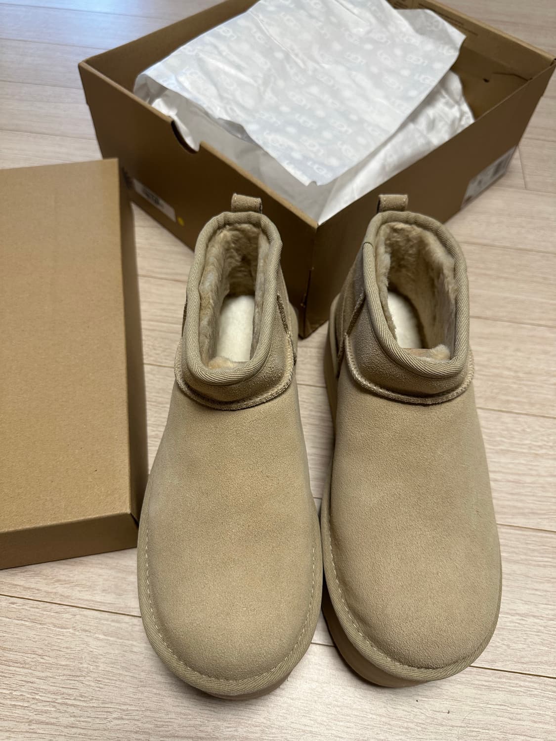 어그 울트라미니 플랫폼 새상품 상품이미지2