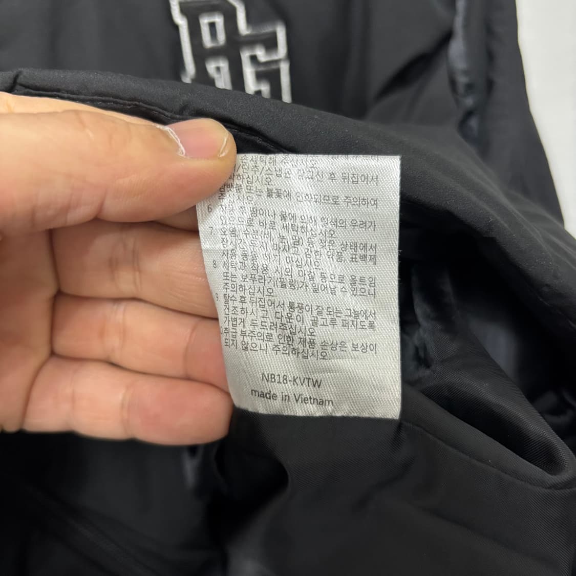 파리게이츠 블랙 조끼패딩 상품이미지5