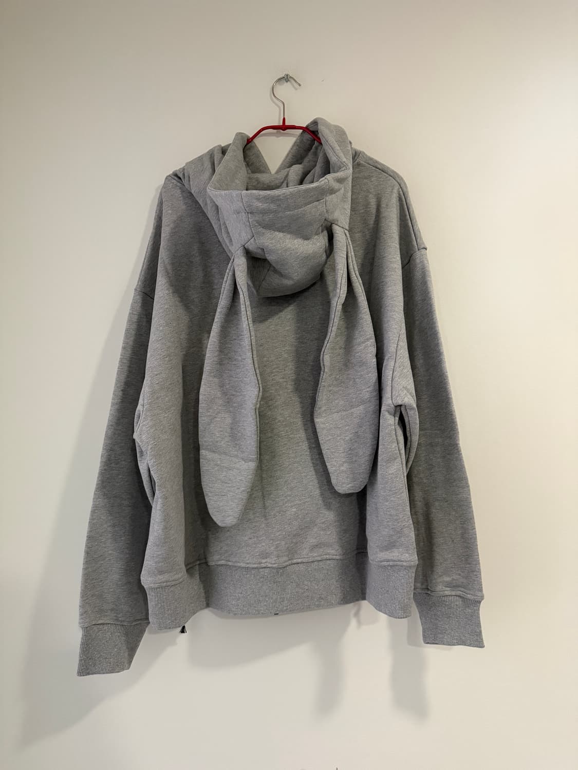 찰리제프리 러버보이 그레이 패치 래빗 이어 후디 상품이미지3