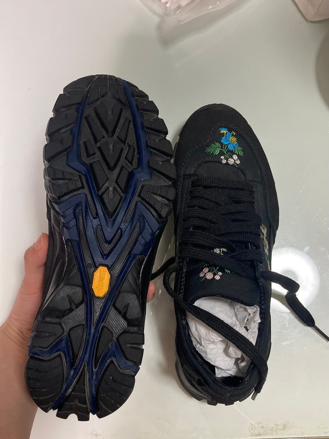 세실리아 반센 디엠므 플라워 스니커즈 상품이미지4