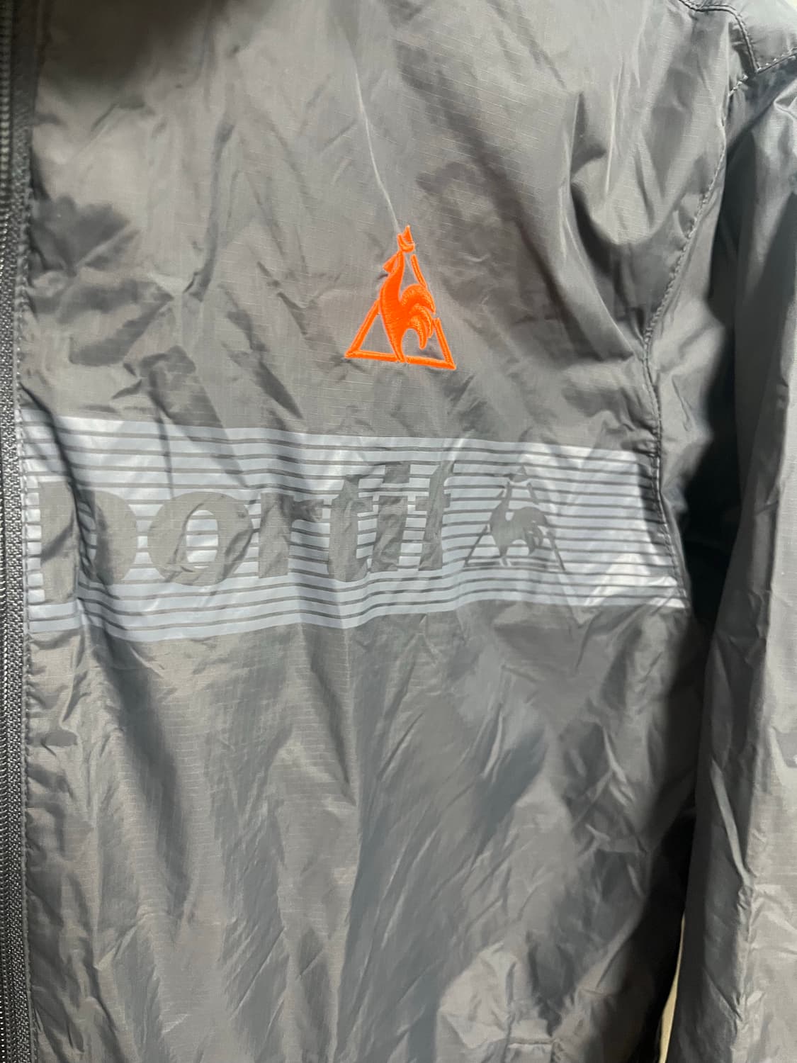 르꼬끄 스포르티브 바람막이 그레이/오렌지 상품이미지2