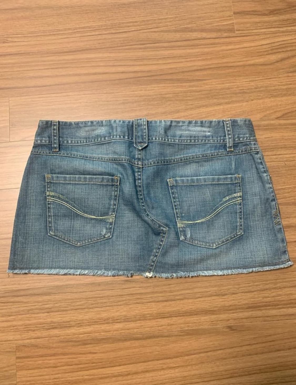 [30] 자라 ZARA TRF 데님 미니 스커트 상품이미지4
