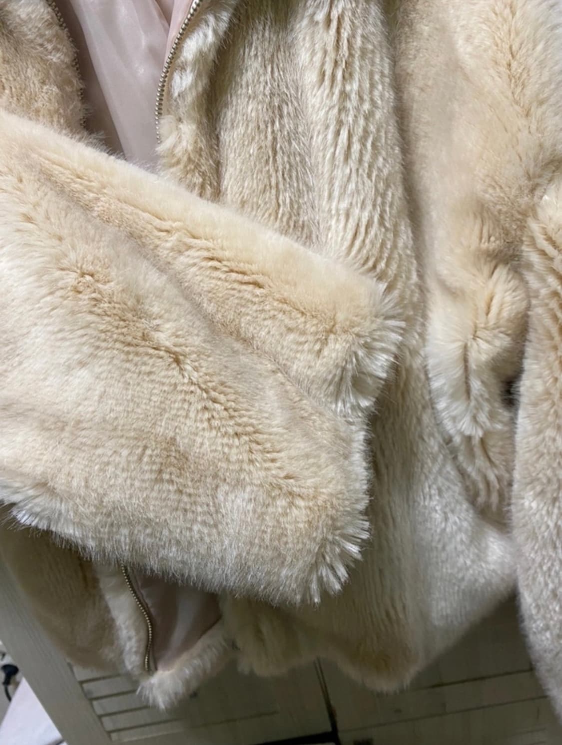 윤위즈덤 퍼자켓 베이지 상품이미지9