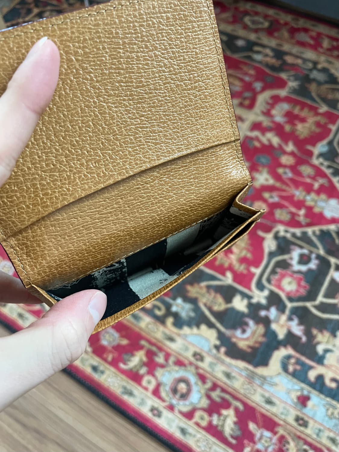 비비안 웨스트우드 반지갑 상품이미지4