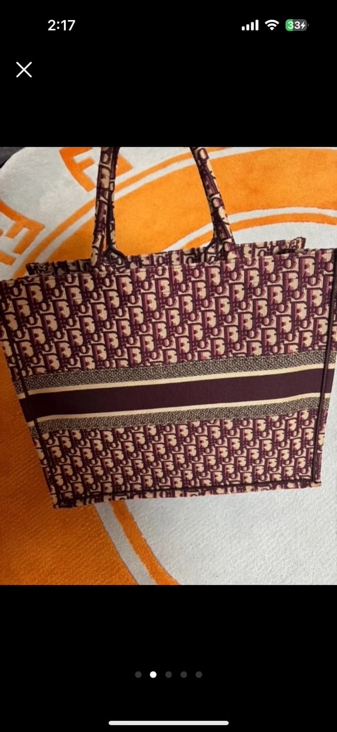 디올 북토트백 라지 버건디색상 판매 상품이미지2