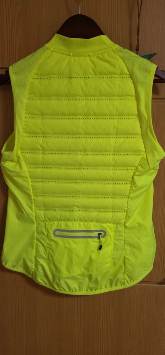 새상품M)나이키 우먼스 에어로로프트 베스트 조끼 상품이미지4