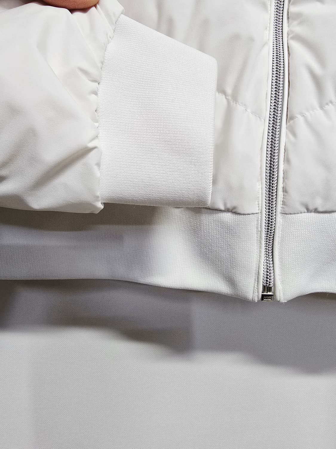 내셔널지오그래픽  구스패딩 점퍼ㅡ세탁완료 상품이미지4