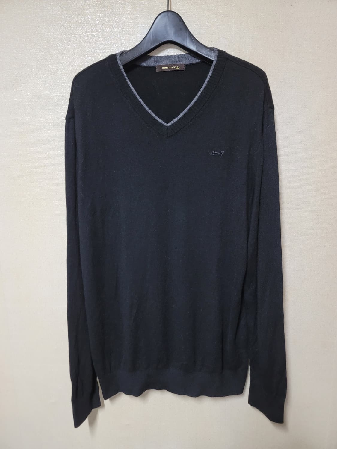 루이까스텔 브이넥 니트 상품이미지1