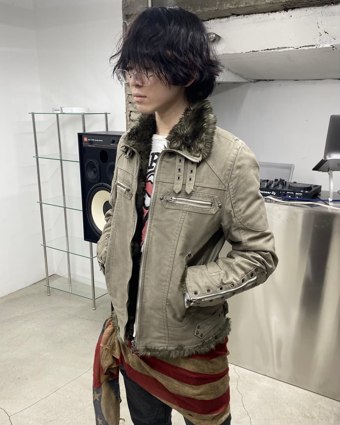 슈리셀 2000s 스터드 퍼 자켓 상품이미지3