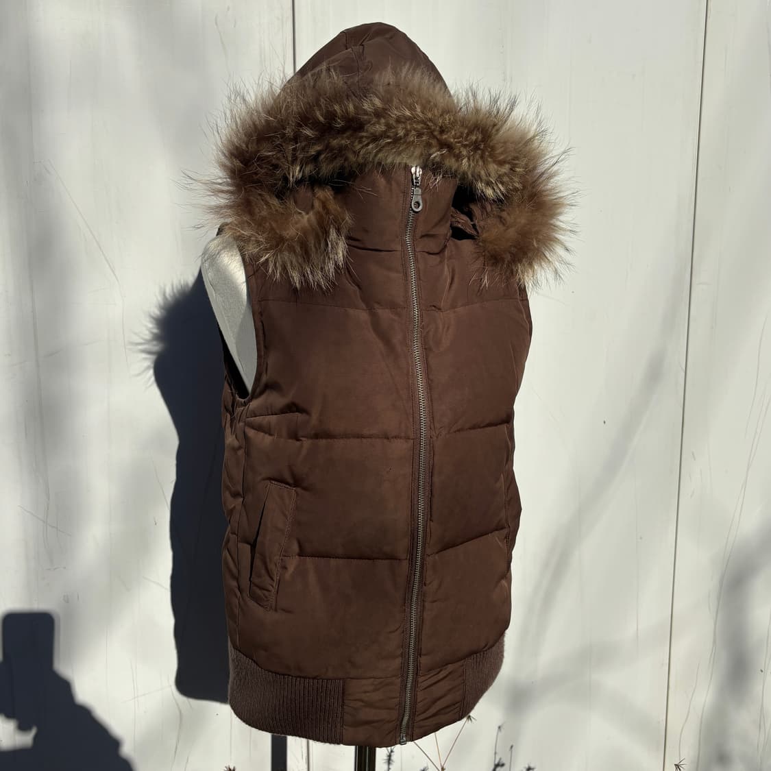 INGNI 잉니 빈티지 퍼 후드 브라운 다운 베스트 (M) 상품이미지3