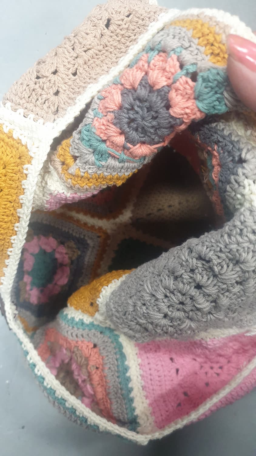 손뜨개 꽃무늬 숄더백 상품이미지5