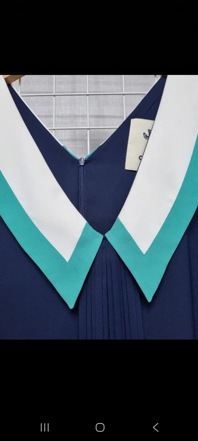 럭키슈에뜨 원피스 (네이비) 상품이미지3