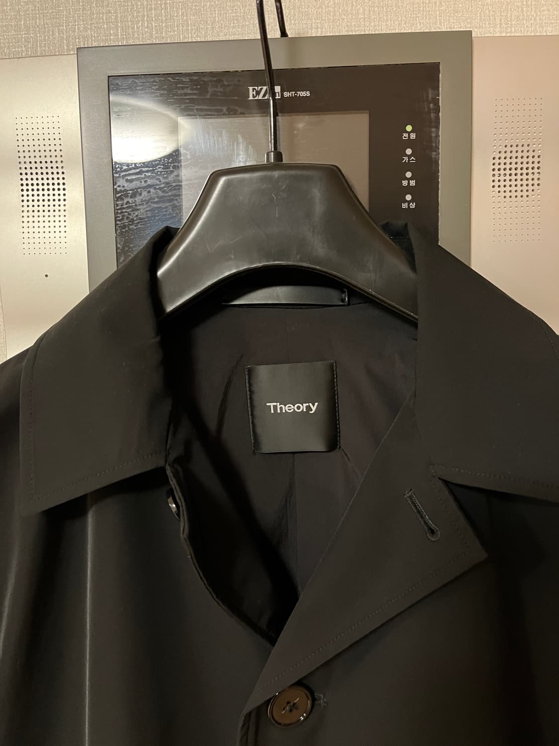 [95-100] 띠어리 포터 코트 트렌치 코트 블랙 상품이미지3