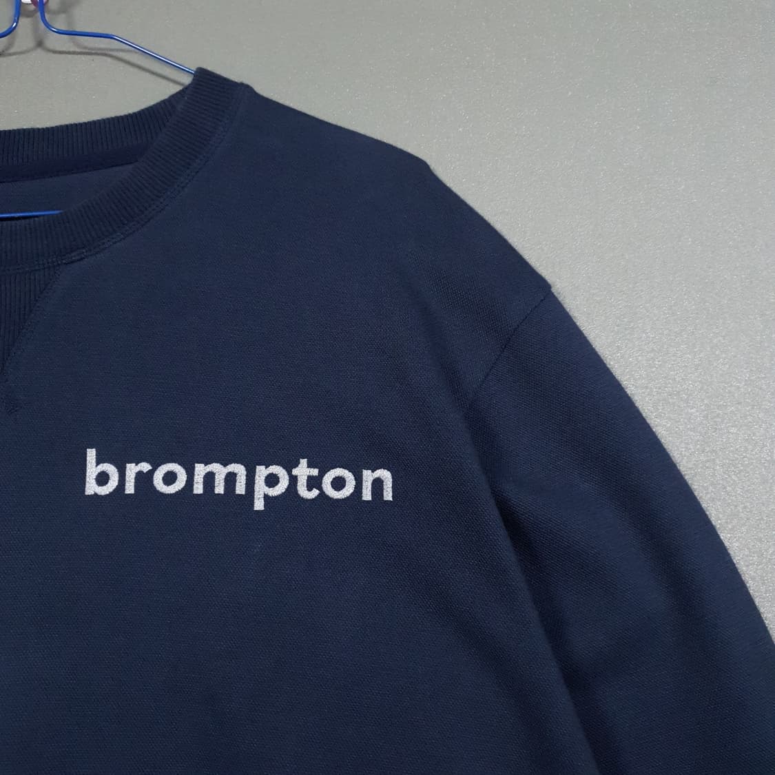 브롬톤 런던 신형 25ss 리플렉티브 엠브로 스웻셔츠 맨투맨 네이비 XL 상품이미지3