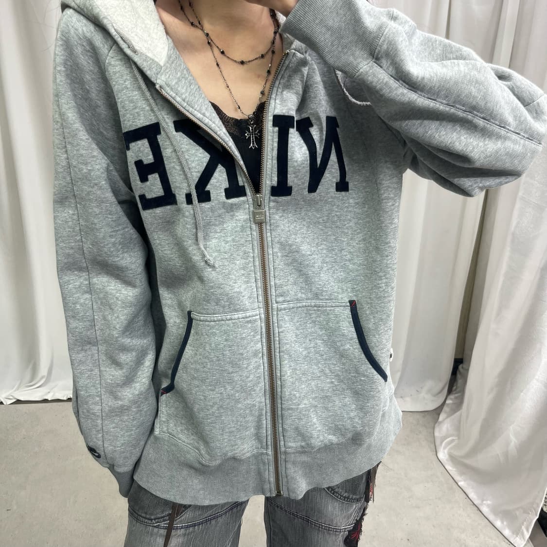 Nike gray hood zip-up 상품이미지3