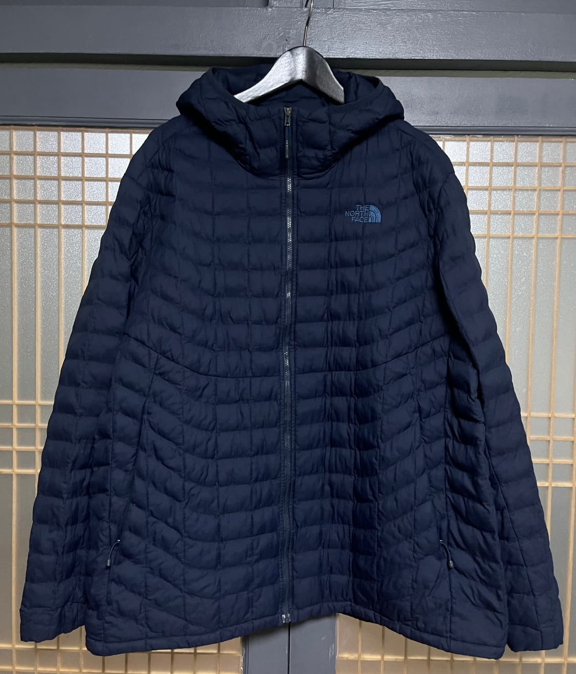 xxl)노스페이스 써모볼 경량패딩 네이비 상품이미지1