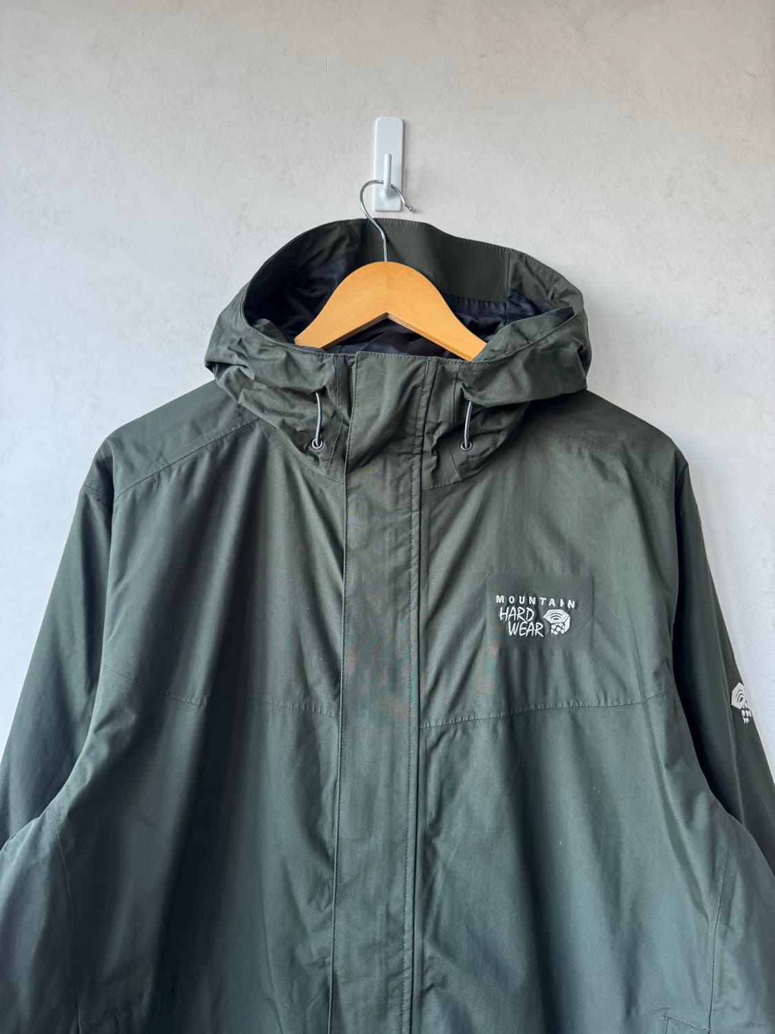 마운틴 히드웨어 자켓 상품이미지2