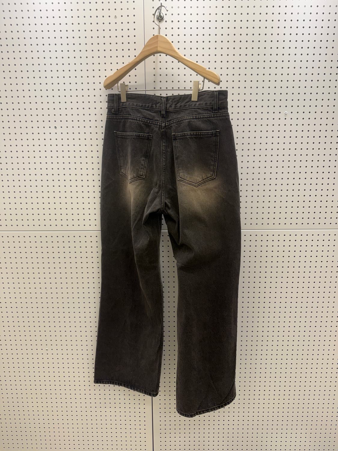 뮤즈 워시드 블랙 스트레이트 데님 팬츠 U715 상품이미지3