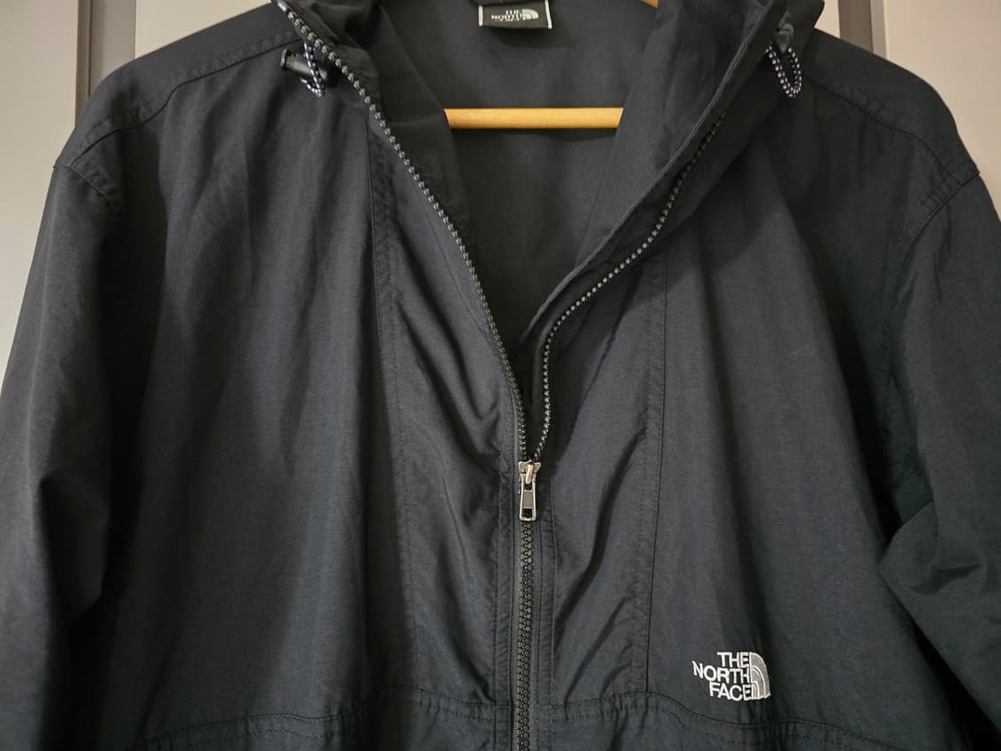 노스페이스 남성 봄가을 후드바람막이.
싸이즈 95 상품이미지2