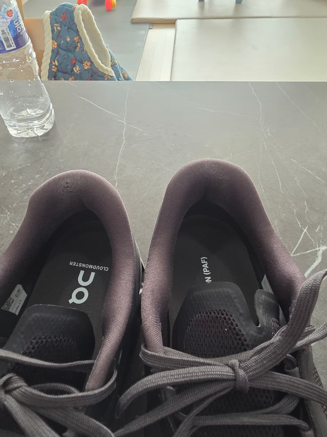 온파프 온러닝 파프 클라우드몬스터 브라운 290 상품이미지10