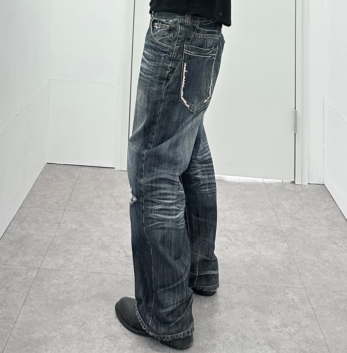 Vintage destroyed fade lines jeans 상품이미지5