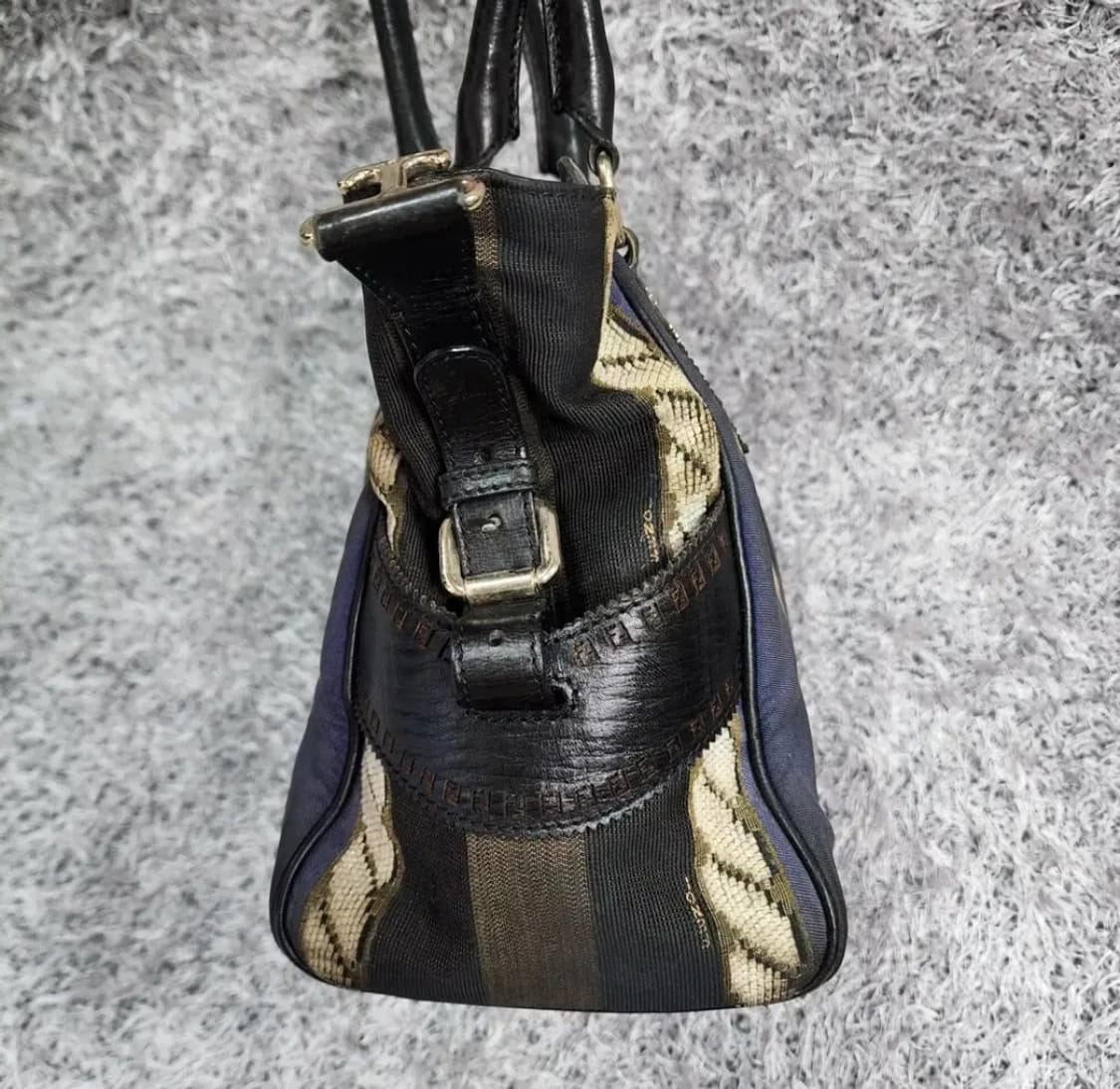 펜디 토트백 상품이미지2