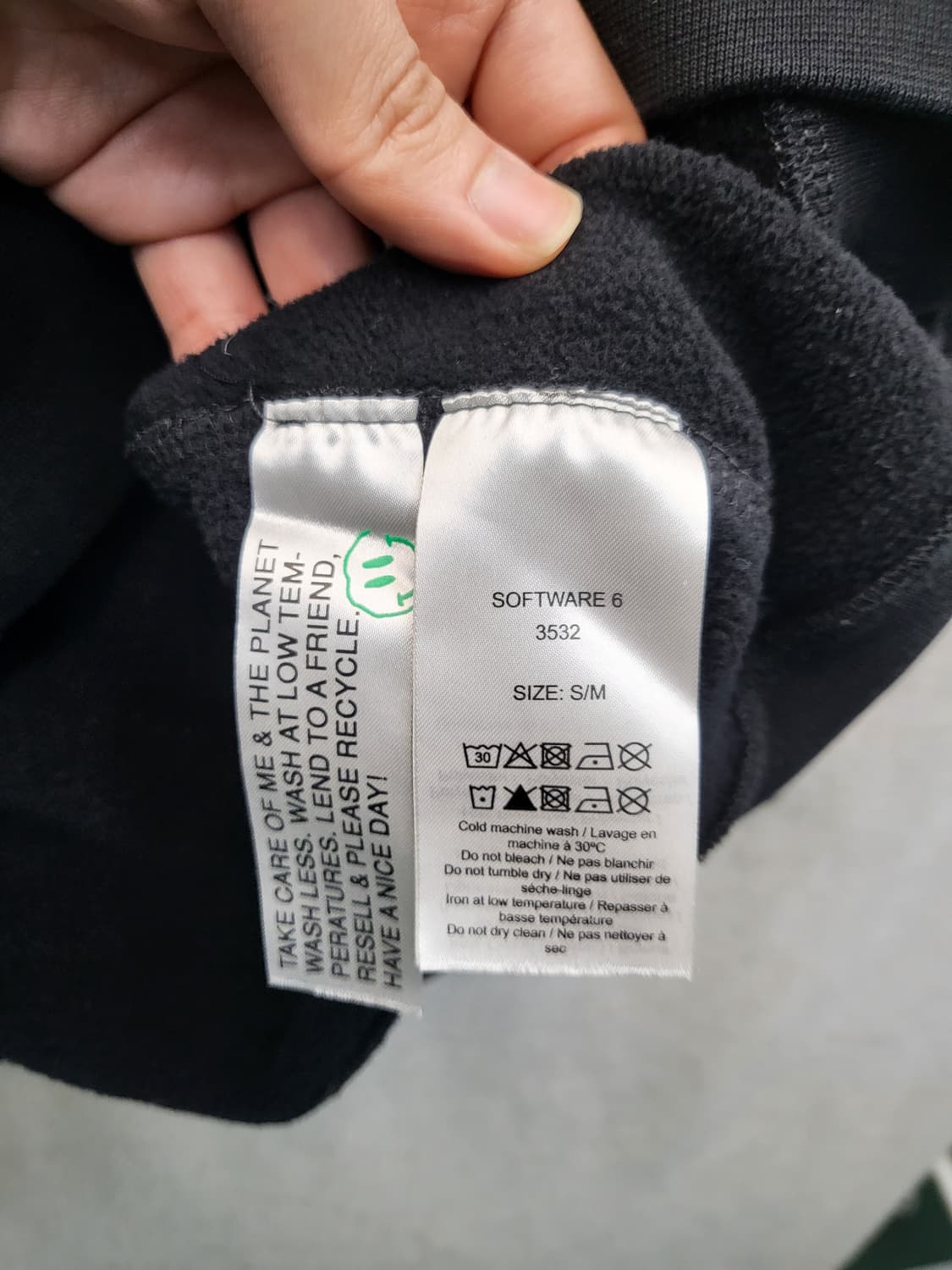 GANNI 블랙 로고 맨투맨 상품이미지4