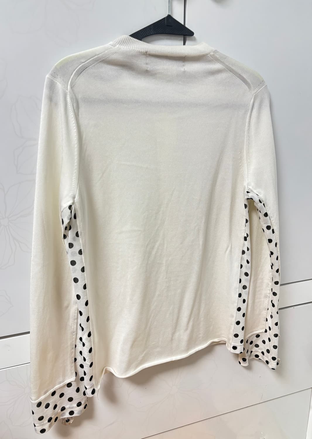 꼼데가르송 블랙 도트 가디건 상품이미지3