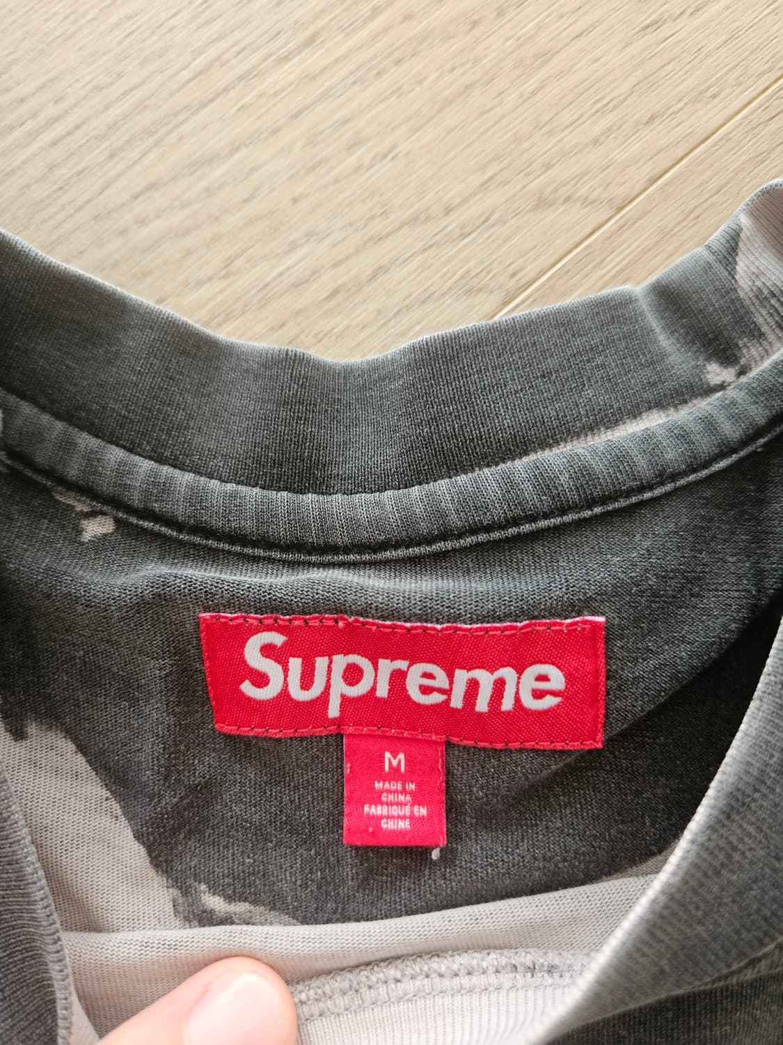 슈프림 오버프린트 스몰 박스 반팔 M  - 24SS 상품이미지4