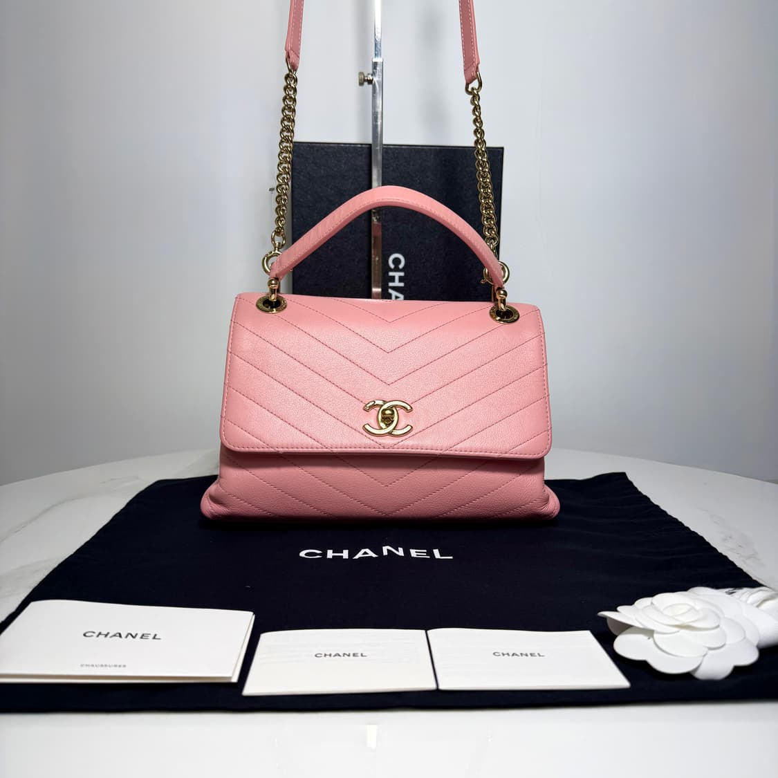 샤넬 쉐브론 탑핸들 크로스백 상품이미지1