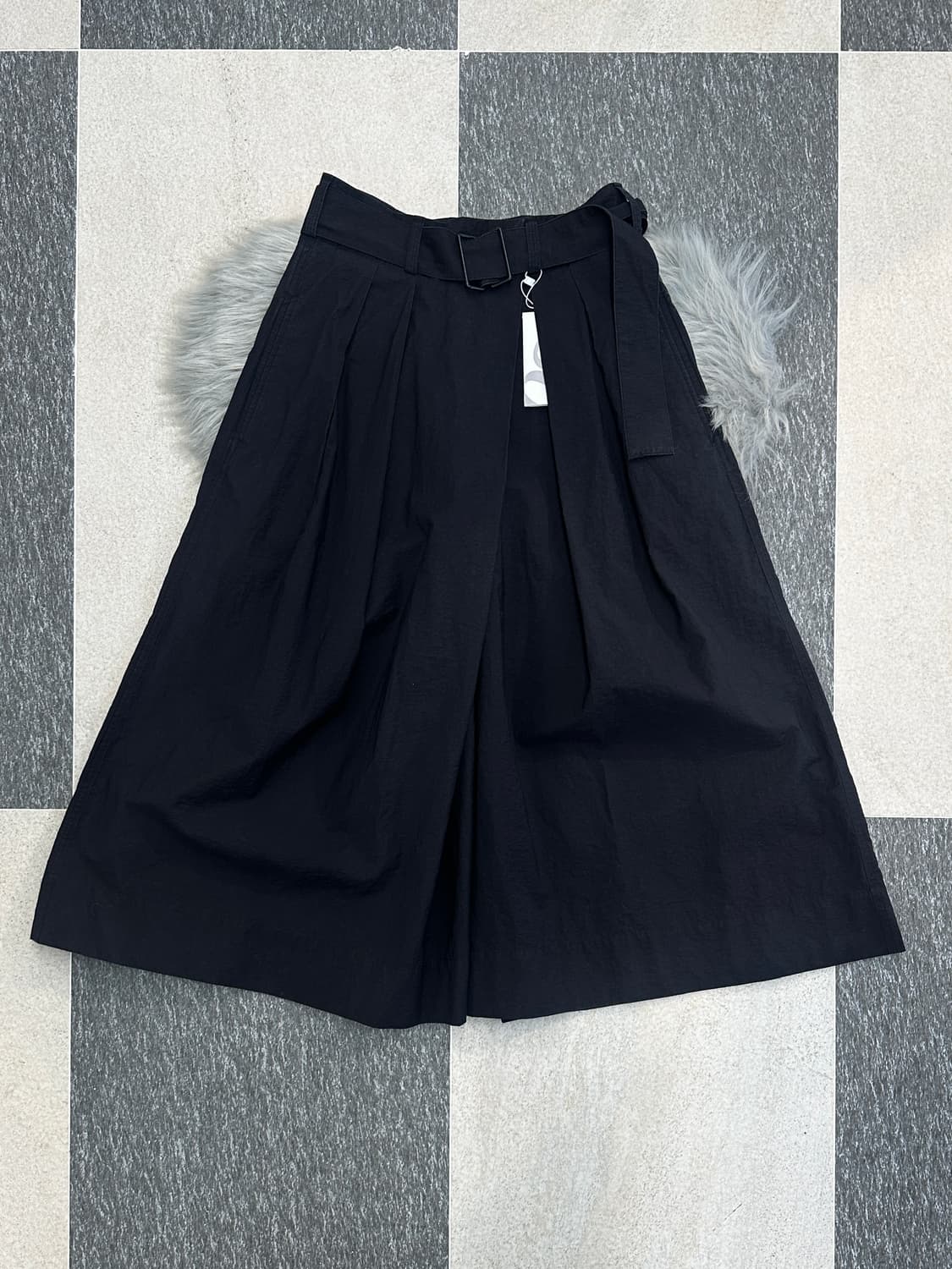 르메르 벨티드 와이드 팬츠 상품이미지1