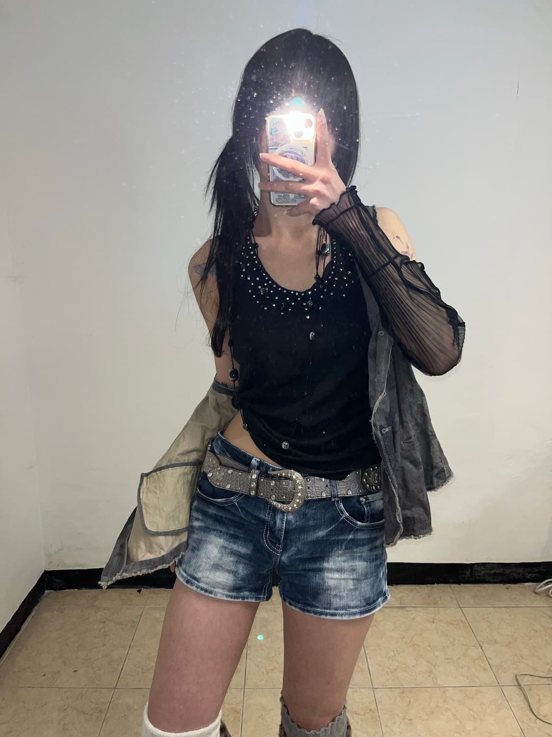 Y2K 데님 스터드 숏팬츠 상품이미지4