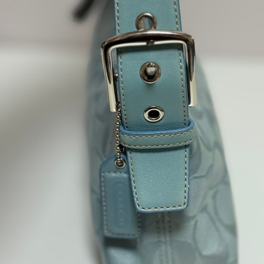 희귀⚡️ y2k 코치 바게트 백 - 베이비 블루 상품이미지5