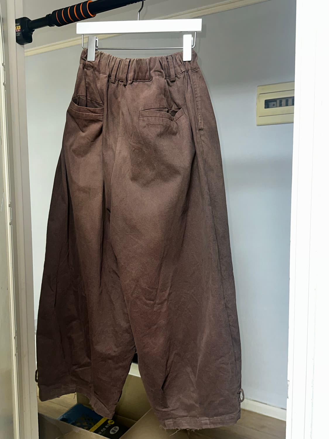 2) 말렌 루프 벌룬팬츠 브라운 상품이미지3