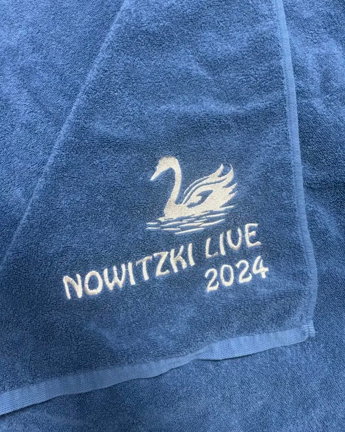 빈지노 노비츠키 기념비치타울 상품이미지1