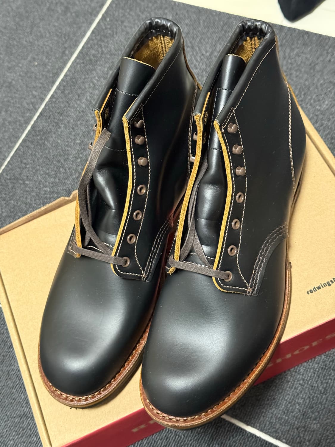 레드윙 벡맨 9060 플랫박스 285 상품이미지1