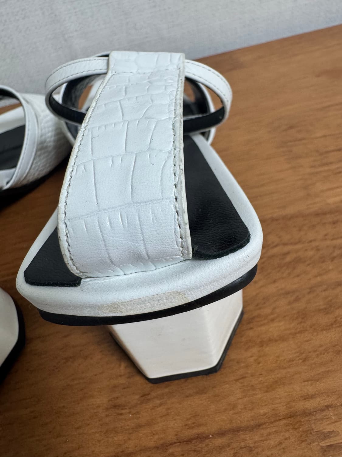 살롱드쥬 화이트 크로커 스트랩 샌들 235 SALONDEJU 상품이미지6