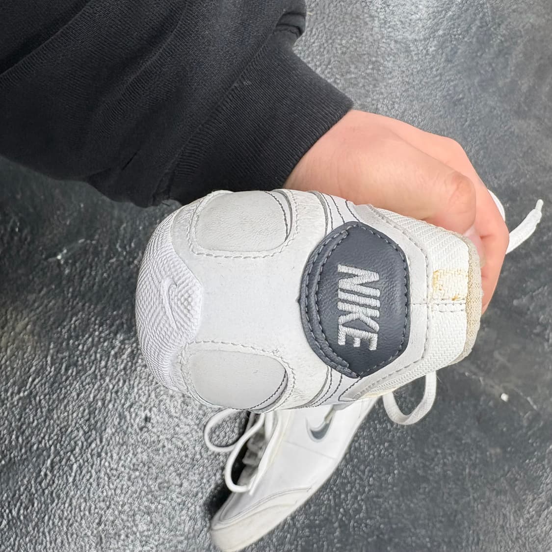 (245)나이키알렉시 상품이미지4