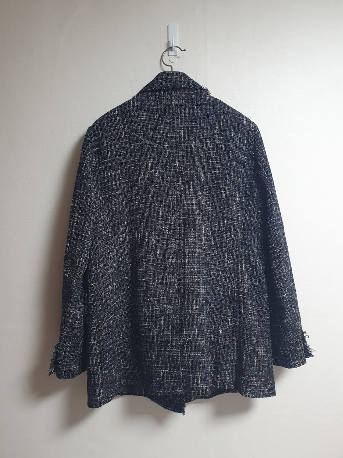 타하리 블랙 더블 트위드 자켓 95 상품이미지4