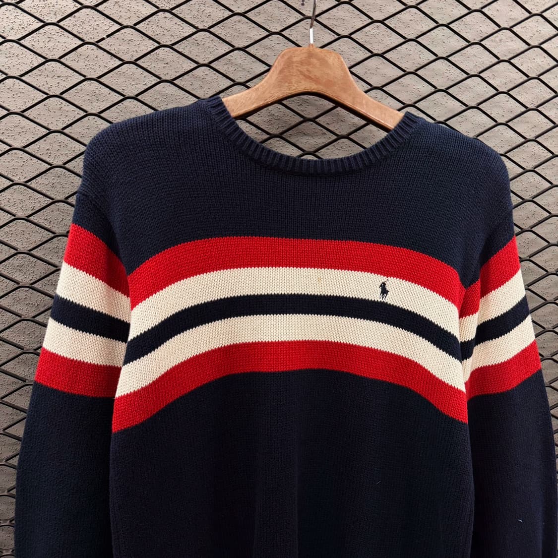 폴로 랄프로렌 스트라이프 코튼 니트 솔리드 텍스쳐 멀티컬러 라인 디테일 상품이미지4