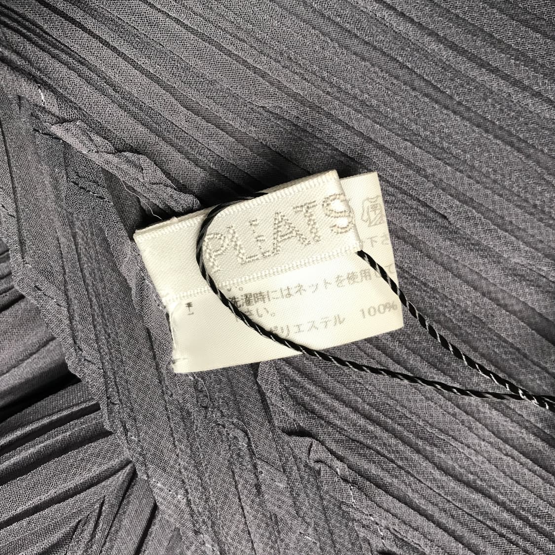 이세이 미야케 플리츠 플리즈 스카프 그레이 상품이미지4